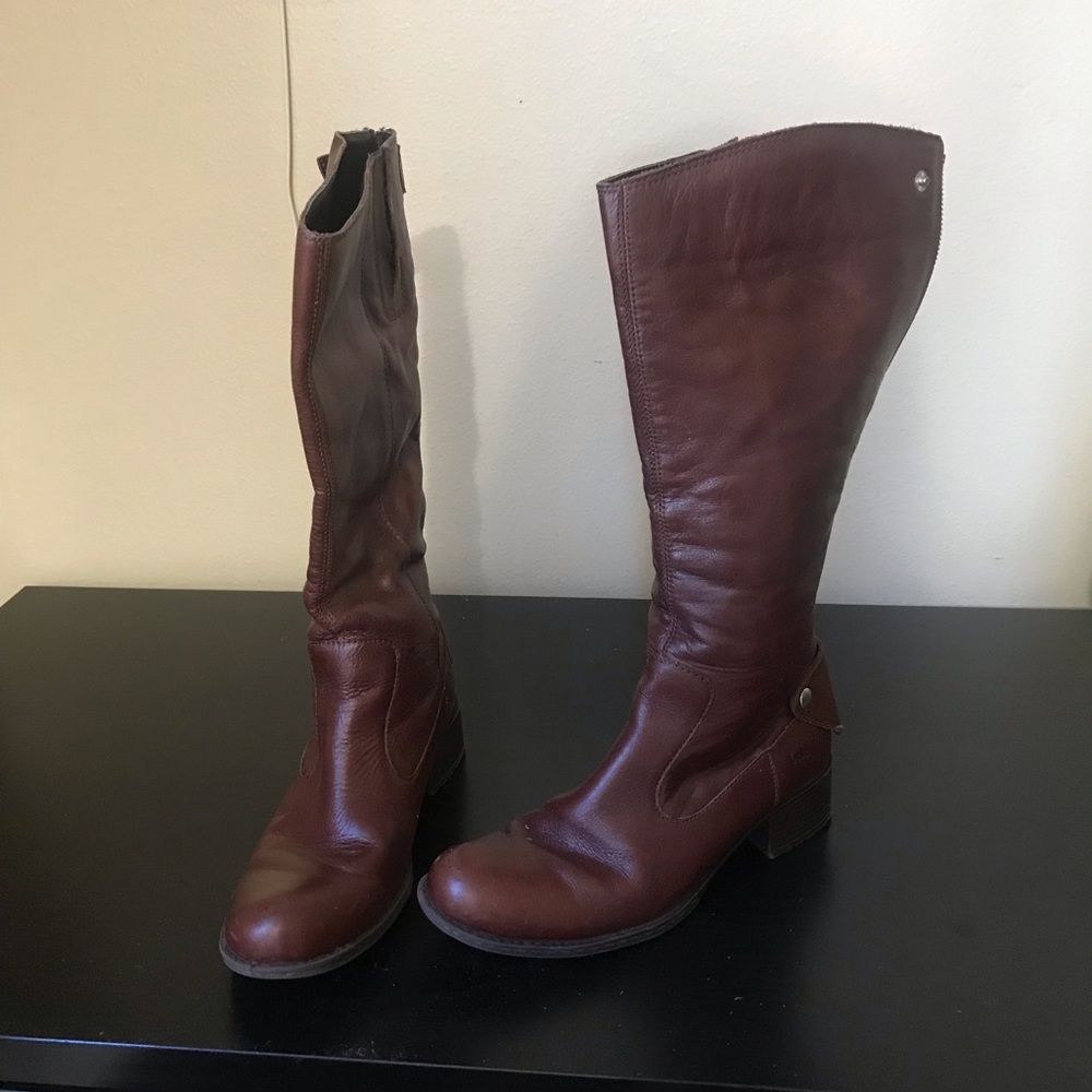 To big - Picture 2 of 2